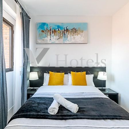 Ayz Sierra De Meira - Auto Check-In Property (Adults Only) Madrid Esterno foto
