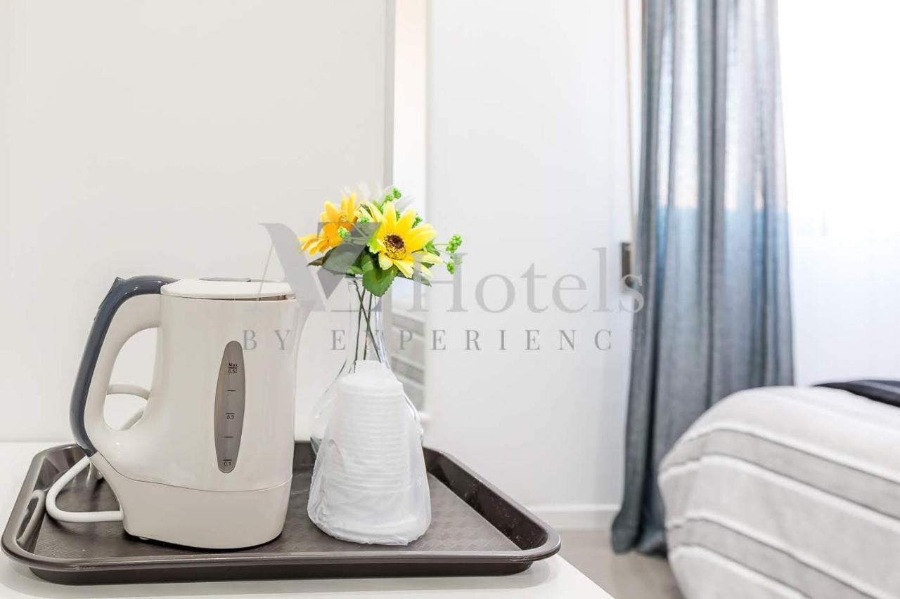 Ayz Sierra De Meira - Auto Check-In Property (Adults Only) Madrid Esterno foto