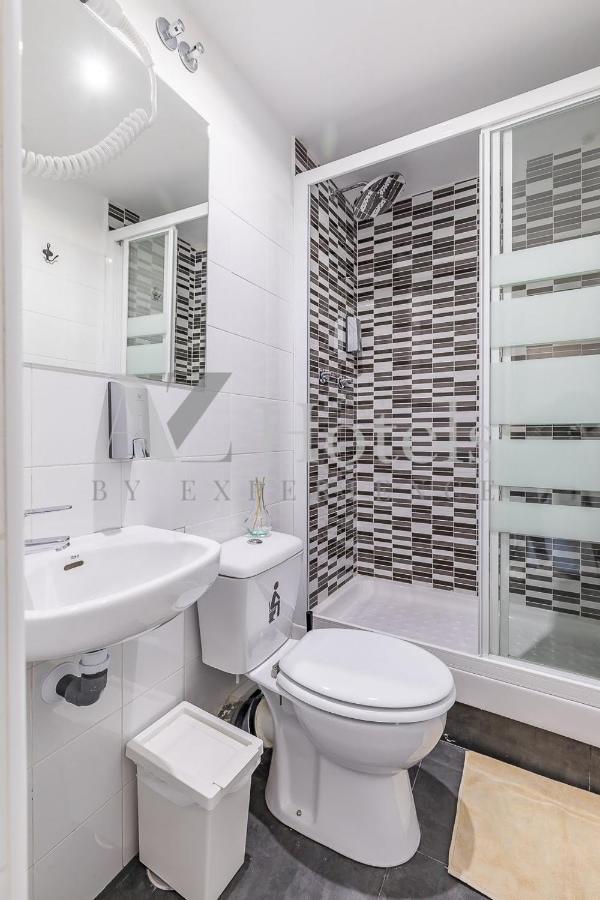 Ayz Sierra De Meira - Auto Check-In Property (Adults Only) Madrid Esterno foto